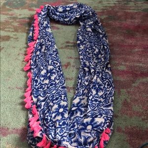 Lily Pulitzer loop scarf